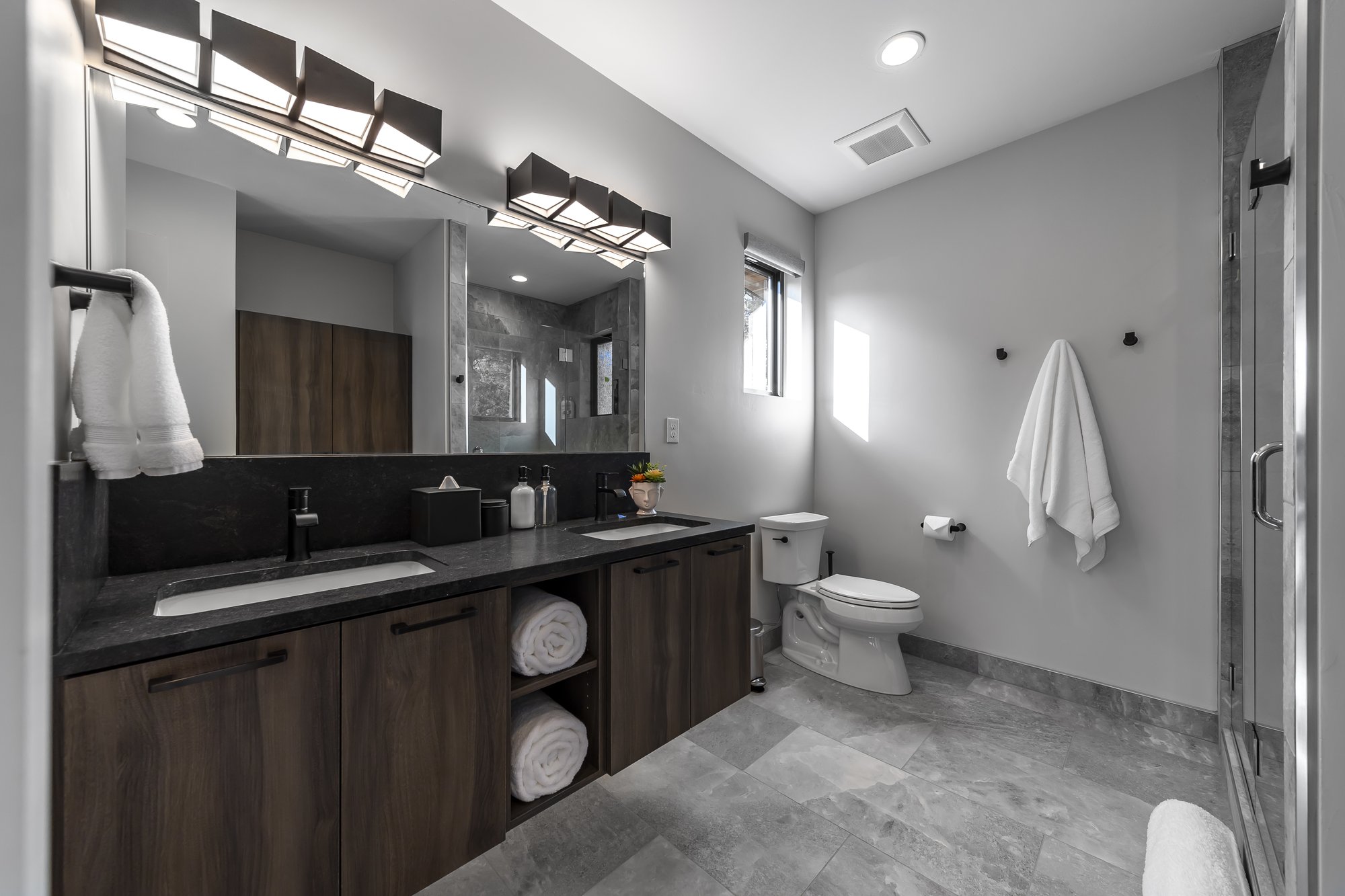 Johnson Mountain Villa 023